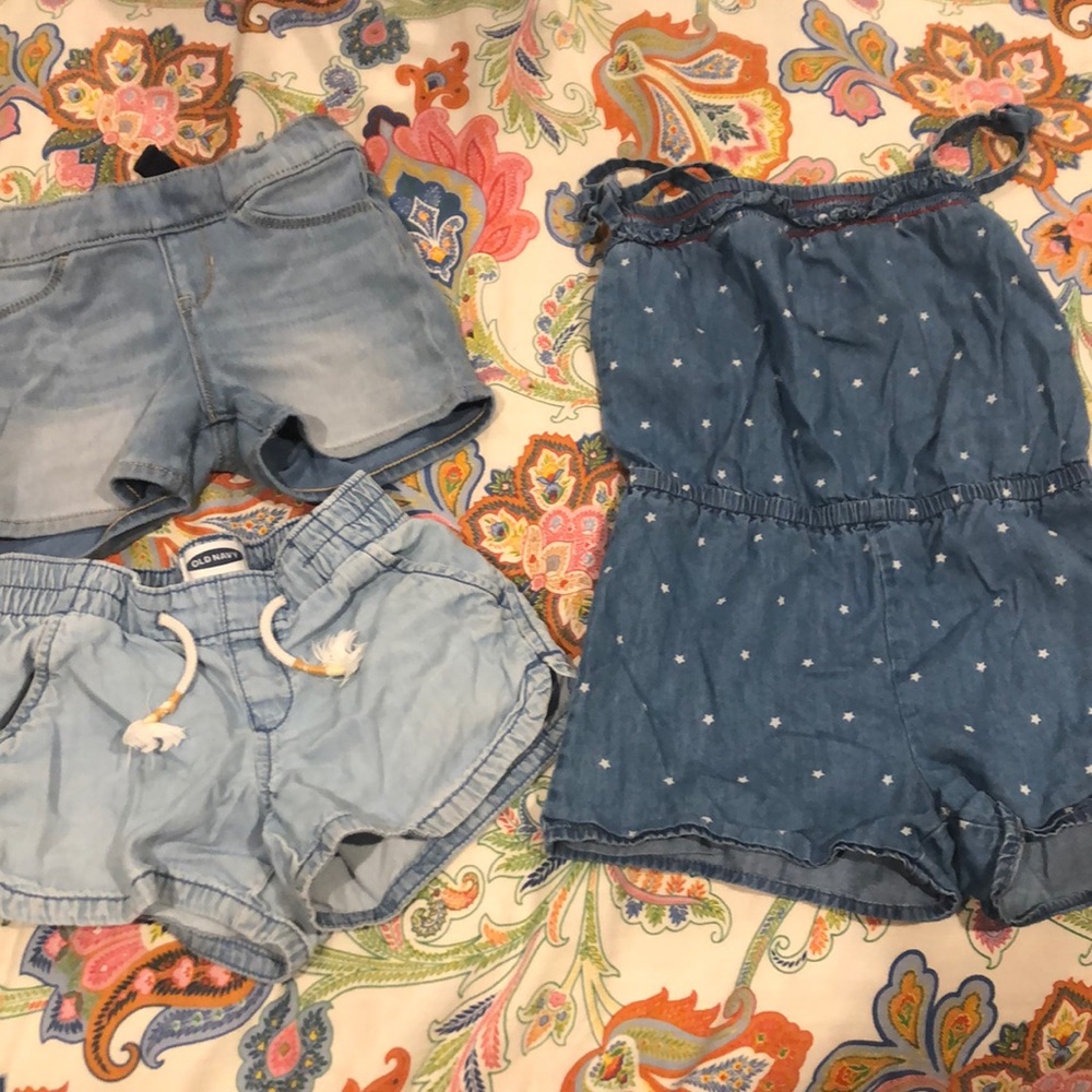 🎄🎉 3/$10 Girls size 6 jean lot